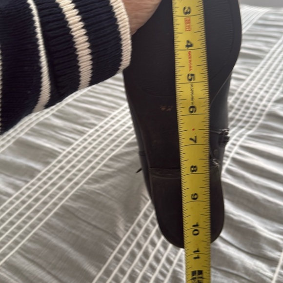 Black boots - Picture 6 of 6